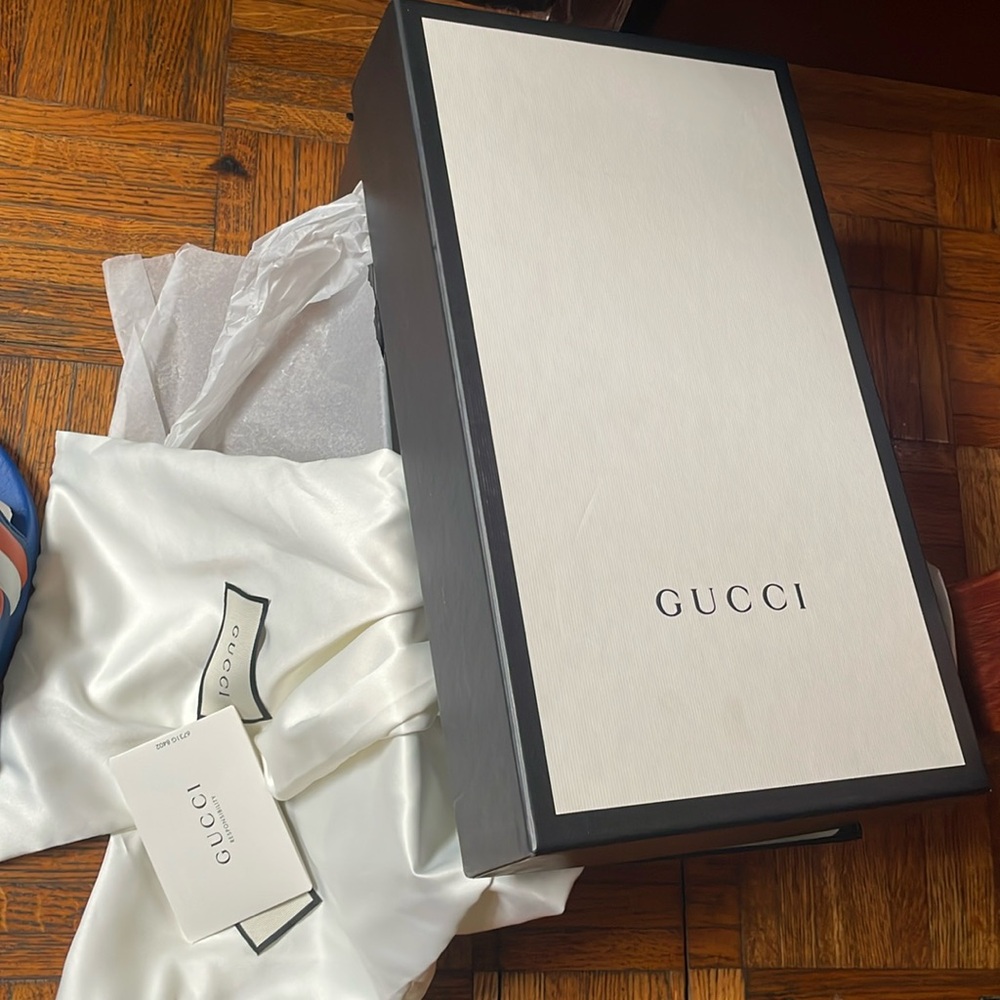 $ALE- Gucci Original Limited Edition Slides - NY Knicks colors - Picture 8 of 8
